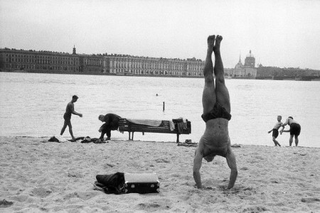 Ленинград. На пляже у Петропавловки, 1957 г.