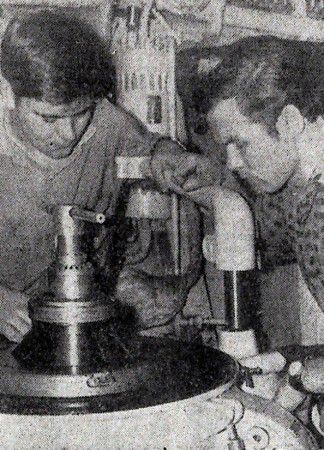 Маанди Карл  курсант  и 4-й механик Уно Хинно - ПБ Фридерик Шопен - октябрь 1966