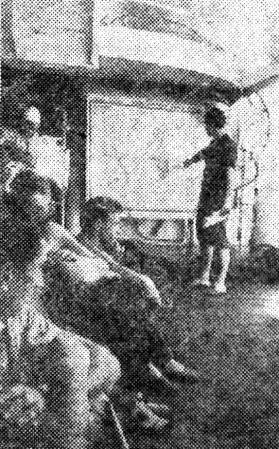 Киреев С.   рыбмастер    читает  лекцию – БМРТ Юхан Сютисте  06 апреля 1963 года