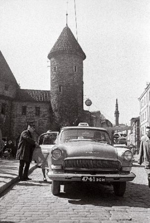 такси на улице Виру Таллинна  1958