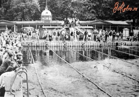 Открытый бассейн Динамо в парке Кадриорг (теперь на этом месте детская площадка)