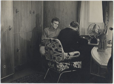 Плиткин Владимир инженер-нормировщик с матросом  Арнольдом Альтмяэ на Иоханнес Варесе 1960