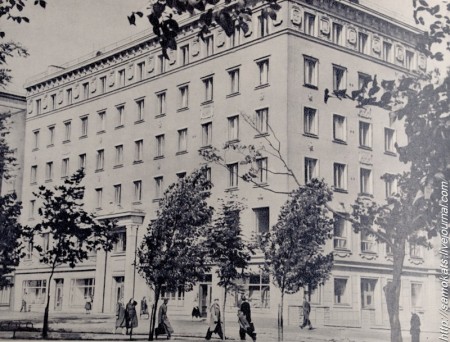 Новое здание Эстонского республиканского отделения Художественного фонда Союза ССР на площади Победы. Построено в 1952 году.