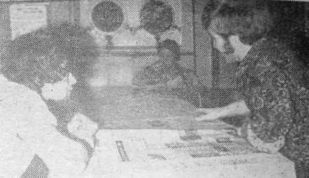 беззаботное  отношение к подшивкам газет в красном уголке - БМРТ-368  Оскар  Лутс 11 12 1975