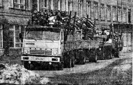 лес доставляется в Таллиннский рыбный порт 13  02  1992
