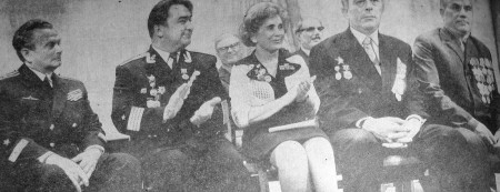 Ветераны Великой Отечественной войны в президиуме торжественного вечера, посвященного Дню Победы. – 12 05 1973