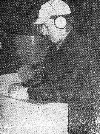 Солинин Василий Никитич трудится на холодильнике грузчиком – Эстрыбпром   06 12 1985