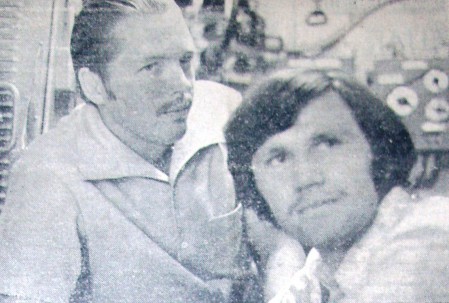 Лехтна  Яан  начальник радиостанции комсомолец (слева)  и матрос Борис Семенов БМРТ-436 КРИСТЬЯН РАУД - 2 сентября 1975 года