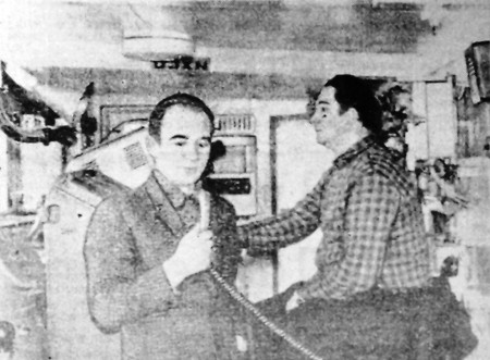 Шаров А. старпом БМРТ 431 Каскад желает приятного аппетита экипажу 5 сентября 1971
