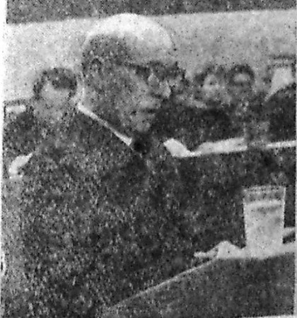 Ильичев В. зам. председателя профкома ТБТФ выступает на конференции – 11 12 1968