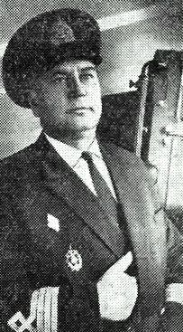капитан-директор  Г.  Фомин   - 02 04  1966 год