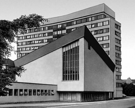 здание  Центрального   комитета коммунистической партии  Эстонской  ССР в  Таллине.1968