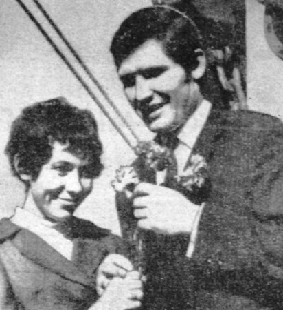 Бахчеван М. 2-й механик с женой Натальей Николаевной встреча в порту СРТ 4283 24 06 1970