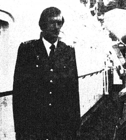 Свинарь  Станислав  Дмитриевич  третий  помощник капитана  - БМРТ-604 Рудольф Сирге  12 07 1985