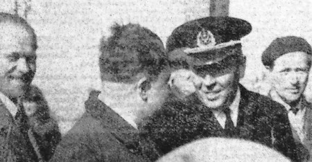 Сонг Л. капитан-директор с членами экипажа  в момент прибытия  в порт  Таллин  -  ТР  Аугуст Якобсон  30 04 1969