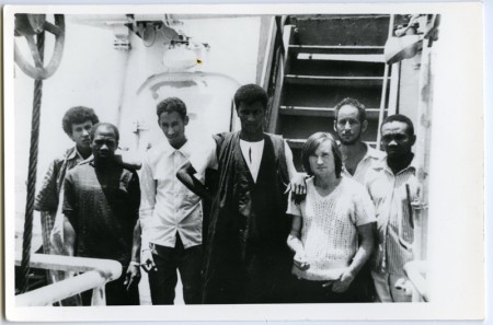 Агеев Руслан помощник капитана по производству с мавританскими моряками - БМРТ-555 ФЕОДОР ОКК  07 10 1976