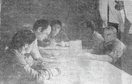 На заседании судового комитета - БМРТ-250  Яан Коорт 18 09 1973