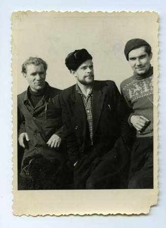 Сиверцев В. Г. старпом, Ноор В. капитан, Тихане Р. 3-й помощник ,слева направо -  СРТ-4244 Госморлов  1955