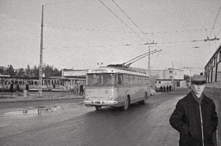 новый мартшрут троллейбуса №2 от театра Эстония в Мустамяэ  1967