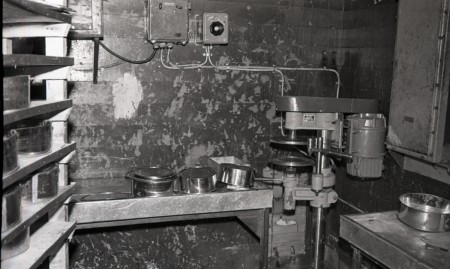 Машина для изготовления рыбных консервов Эстрыбпром 1985