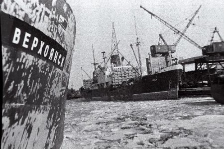 ПБ Урал в порту Таллинна.  1958