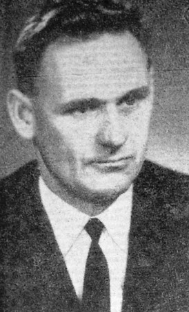 Бичиков Егор Ефимович  старший мастер обработки ПБ Фридерик Шопен  награжден орденом Трудового Красного Знамени 09 декабря 1971
