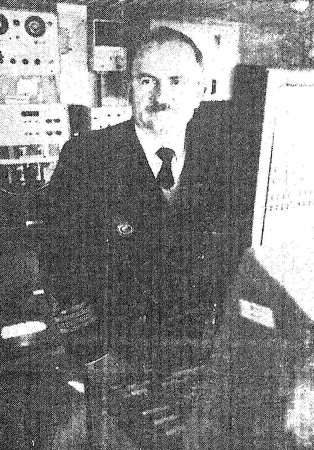 Сериков  Виктор Степанович капитан-директор  -   РТMC-7570 Элва 03 03 1987