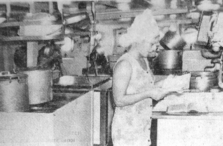 Рыымусаар  Вирве повар  первой   категории  - РТМС-7510  Мустъярв 26 06 1976