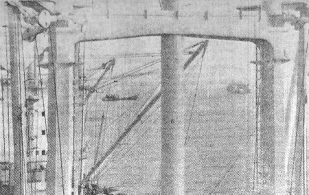 Вид с   палубы   плавбазы   Рыбак   Балтики - 24  06 1976
