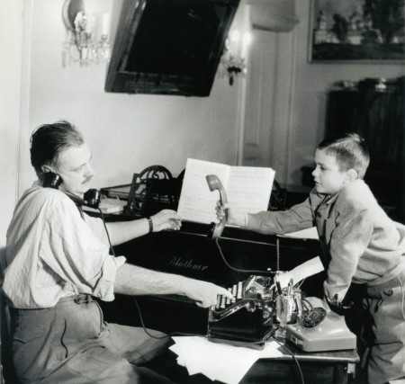 Писатель Сергей Михалков и его сын Никита 1952 г.