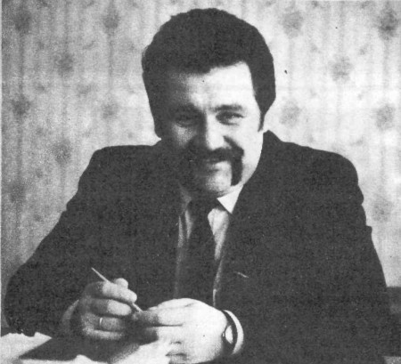 Ермолаев  Виктор  Вячеславович  секретарь  парткома объединения  - 04 11 1990