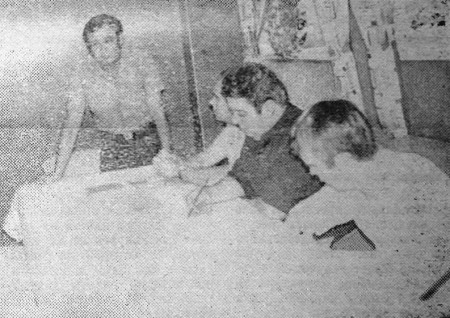 Чесноков Н.  капитан-директор выступает на партийном собрании -  БМРТ-604 Рудольф Сирге 24 08 1976