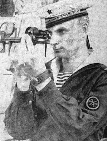 Рохтла бывший матрос  ПБ Станислав Монюшко, отслужил и вернулся с ВМФ обратно  - 23 февраль 1968