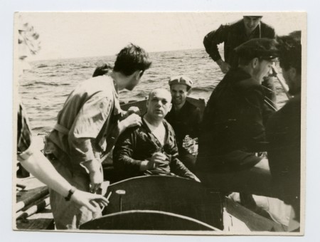 Спасение пилота береговой охраны США, упавшего в море пб И. Варес 1963