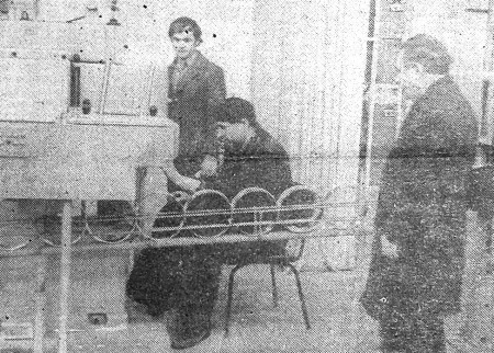 Ластовский Р. наладчик, справа  начальник  холодильника С.  Новодережкин – Эстрыбпром 21 122 1978