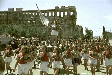 Сталинград. Первый послевоенный физкультурный парад. Лето 1945 г.