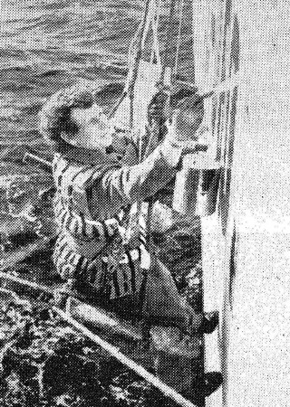 Лето – хорошая пора для ремонта судов – БММРТ-183 Рудольф Вакман 31  07 1979 фото М. Никольского