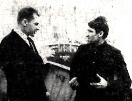 Закидальский  Дмитрий  повар  и боцман Петр Матюшин -   19  апрель 1967