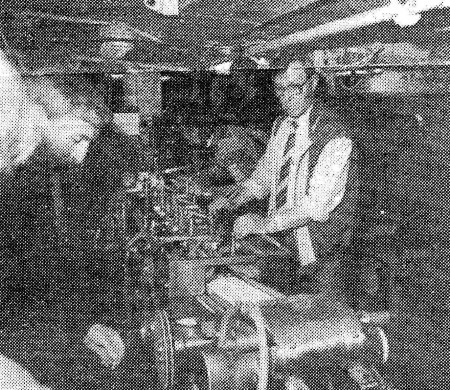 Никонов В. начальник техотдела ПО Эстрыбпром следит за наладкой новой линии на РТМС-7522 Тамула – 25 08 1988