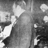 Зампред Президиума ВС ЭССР Ансберг А. вручает орден Трудового Красного Знамени мастеру добычи Степовикову Николаю 14 июля 1971