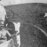 Ковба Александр подружился с аистом, отдыхавшем на судне во время перелета -  БМРТ-355 16 06 1965 фото А. Никольского