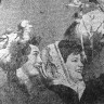 Родные, близкие и друзья встречают судно на берегу - БМРТ-441 Эдуард Сырмус 17 04 1968