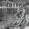 Республиканский ДОСААФ проводит обучение водолазов на станции ОСВОД в Пирита -  1959 год