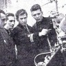 слушатели курсов (слева аправо) Т. Чомахидзе, В. Самбла,