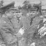 Вийк Э.   В.   беседует с офицерами польского полка - 05 07  1975