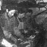 Семашко Иван мастер  обработки за работой со своей  сменой  - 15 июнь 1968   БМРТ 227 Аугуст Алле