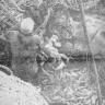 Рыбаки заняты выливкой улова в бортовой бункер - БМРТ-333 Юхан Сютисте 18 12 1976