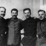 Л.М. Каганович, И.В. Сталин, П.П. Постышев, K.E. Ворошилов. 1934 г.