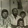 внизу сидит  Вася Терехов РМУ-80-84 г.,  с сигаретой Москальчук Слава и с бородой Ряшин Саша