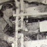 матрос Юрий Морфенков за укладкой рыбы в противни -  ПБ Станислав Монюшко 4 мая  1976